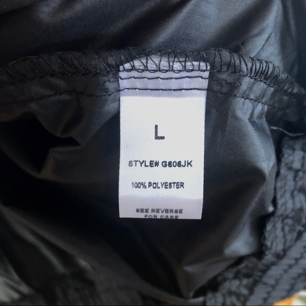πOYA black jacket with hood Sz L - Picture 4 of 5